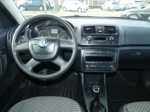 Škoda Roomster 1,2 TSI Style - foto 7