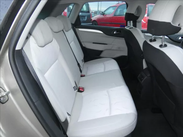 Citroën C4 1,6 VTi - foto 11