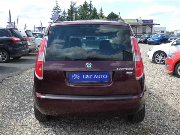 Škoda Roomster 1,4 16 V - foto 5