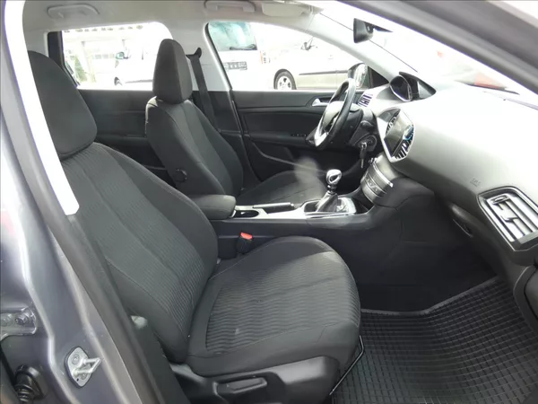 Peugeot 308 1,6 SW HDi - foto 10