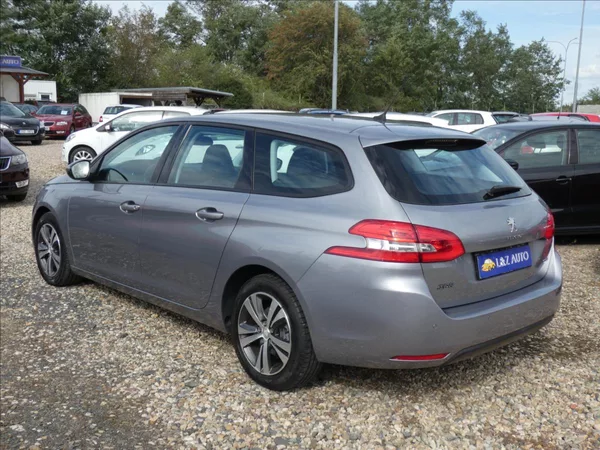 Peugeot 308 1,6 SW HDi - foto 5