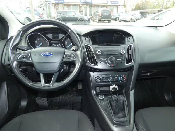 Ford Focus 1,0 EcoBoost - foto 7