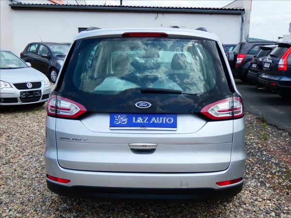Ford Galaxy 2,0 TDCi - foto 5