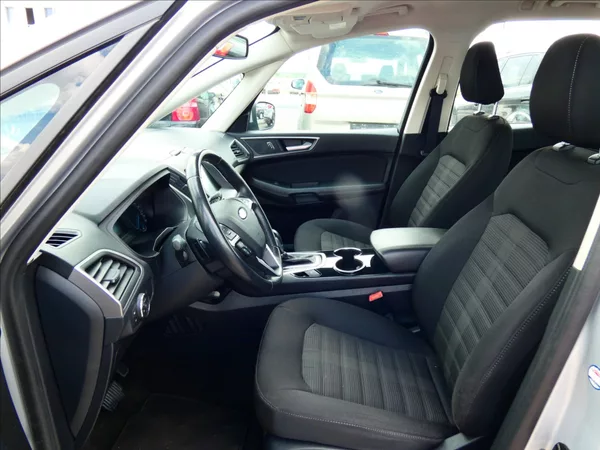 Ford Galaxy 2,0 TDCi - foto 9