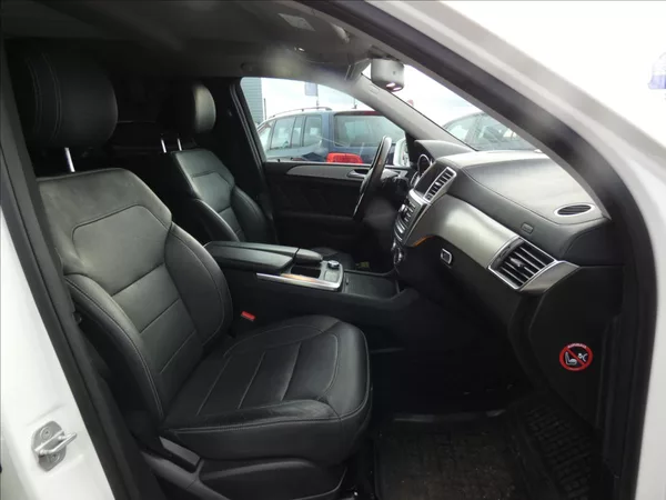 Mercedes-Benz GL 3,0 350 Bluetec 4Matic - foto 15