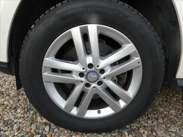 Mercedes-Benz GL 3,0 350 Bluetec 4Matic - foto 21