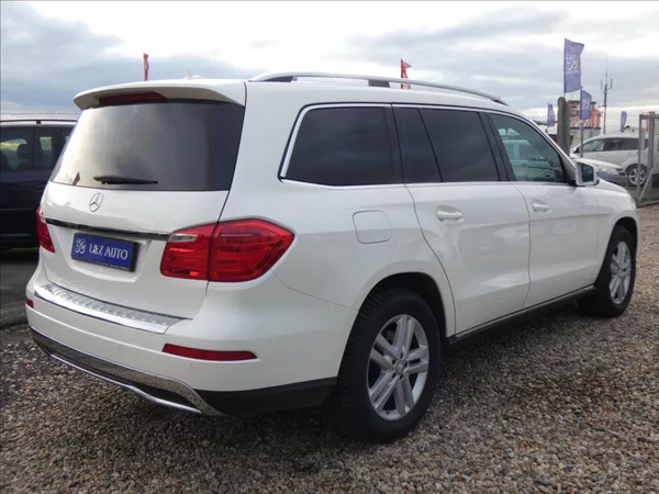 Mercedes-Benz GL 3,0 350 Bluetec 4Matic - foto 4