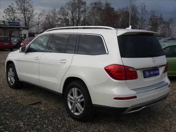 Mercedes-Benz GL 3,0 350 Bluetec 4Matic - foto 6