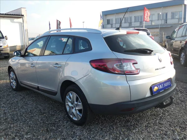 Renault Mégane 1,5 DCI - foto 6