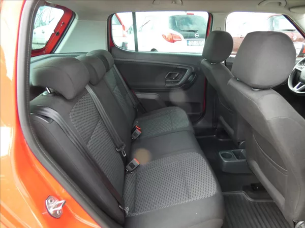 Škoda Fabia 1,2 HTP - foto 10