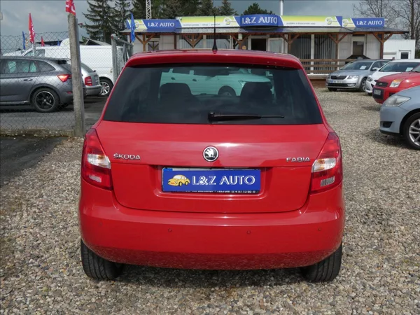 Škoda Fabia 1,2 HTP - foto 5