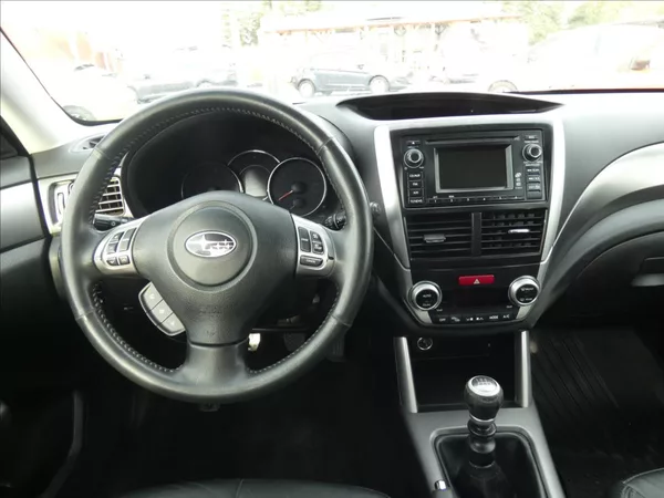 Subaru Forester 2,0 D 4X4 - foto 7