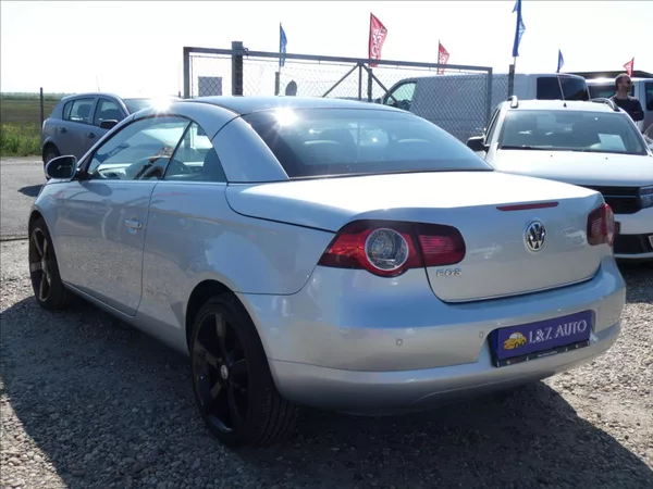 Volkswagen EOS 2,0 TDI - foto 6