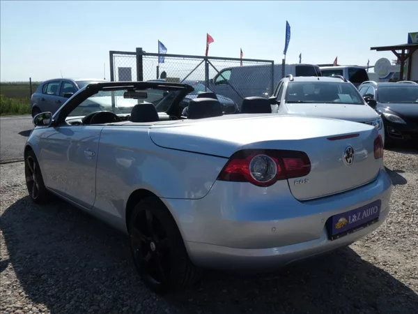 Volkswagen EOS 2,0 TDI - foto 7