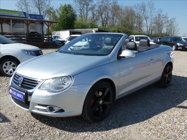 Volkswagen EOS 2,0 TDI - foto 9