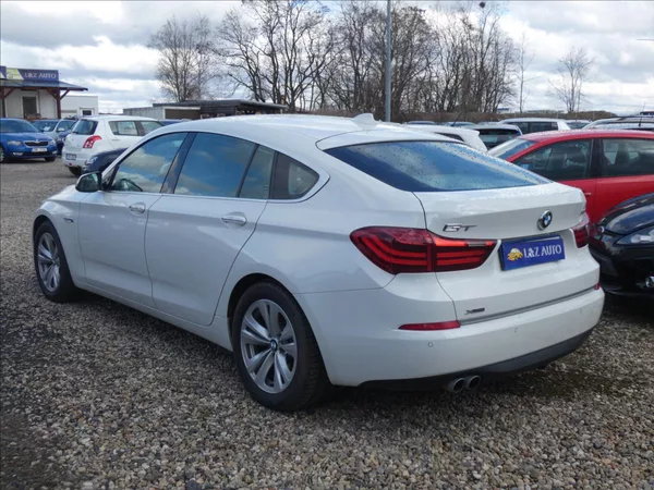 BMW Řada 5 3,0 xDrive 530d Gran Turismo M - foto 4