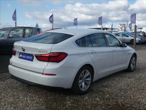 BMW Řada 5 3,0 xDrive 530d Gran Turismo M - foto 6