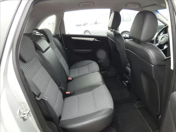 Mercedes-Benz Třídy B 2,0 180 CDI - foto 11