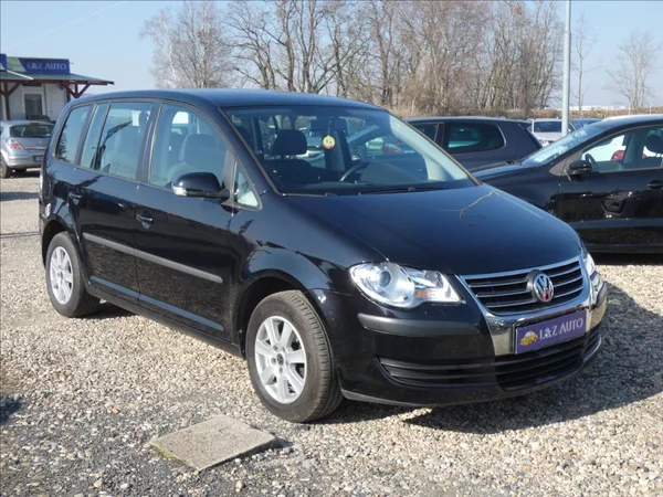 Volkswagen Touran 1,9 TDI Conceptline - foto 2