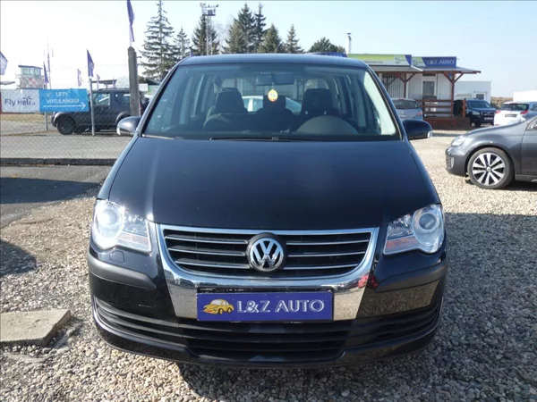 Volkswagen Touran 1,9 TDI Conceptline - foto 3