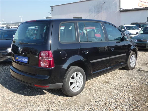 Volkswagen Touran 1,9 TDI Conceptline - foto 6