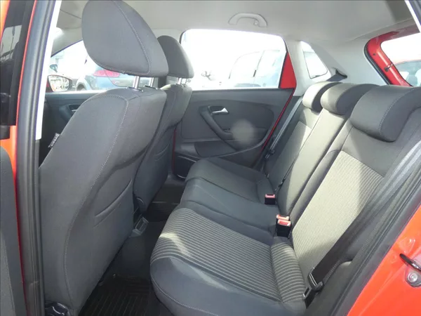 Volkswagen Polo 1,2 TFSi - foto 9
