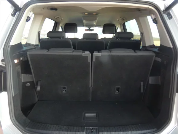 Volkswagen Touran 1,6 TDI SCR Highline - foto 16