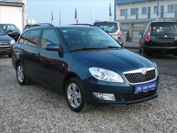 Škoda Fabia 1,2 TSI DSG - foto 3