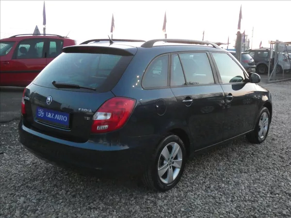 Škoda Fabia 1,2 TSI DSG - foto 6