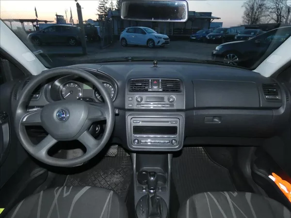 Škoda Fabia 1,2 TSI DSG - foto 7