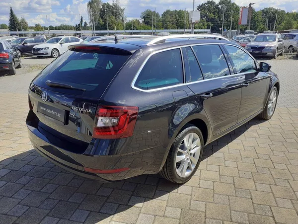 Škoda Octavia KOMBI 1.5 TSi DSG - foto 4
