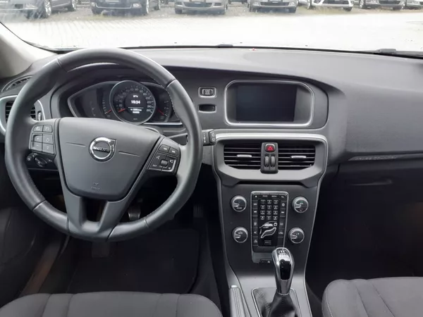 Volvo V40 2.0 D CROSS COUNTRY - foto 7