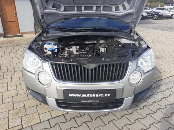 Škoda Yeti 1.2 TSI AMBIENTE - foto 22