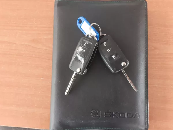 Škoda Yeti 1.2 TSI AMBIENTE - foto 27