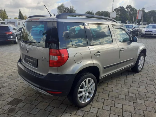 Škoda Yeti 1.2 TSI AMBIENTE - foto 4
