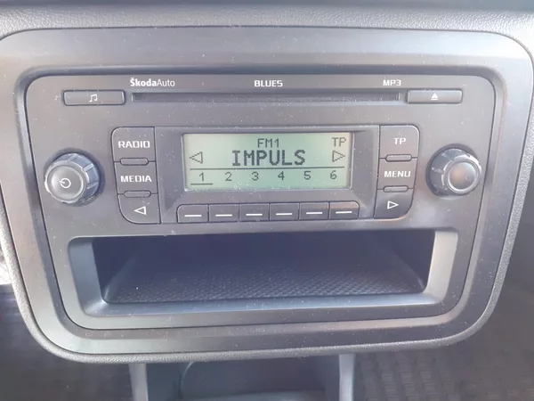 Škoda Fabia KOMBI 1.6 TDI - foto 10