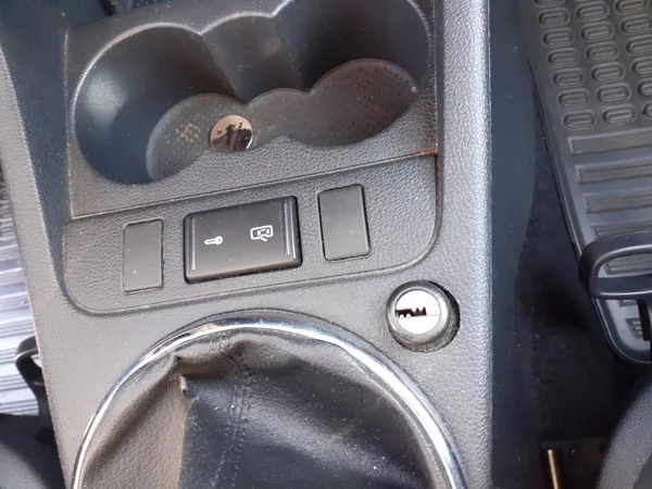 Škoda Fabia KOMBI 1.6 TDI - foto 11