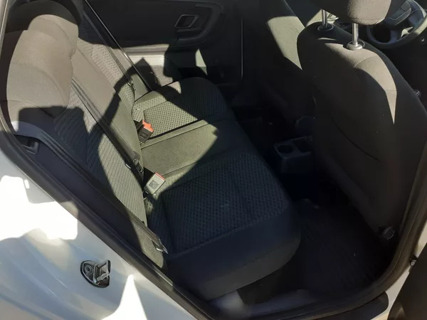 Škoda Fabia KOMBI 1.6 TDI - foto 13
