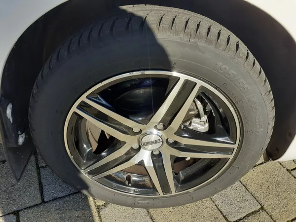 Škoda Fabia KOMBI 1.6 TDI - foto 15