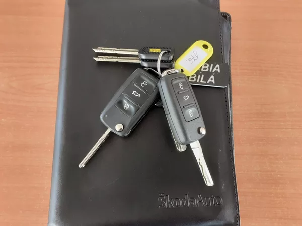 Škoda Fabia KOMBI 1.6 TDI - foto 21