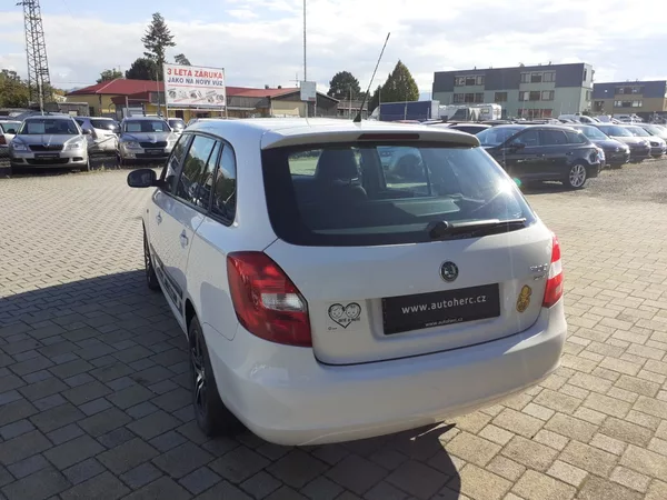Škoda Fabia KOMBI 1.6 TDI - foto 5