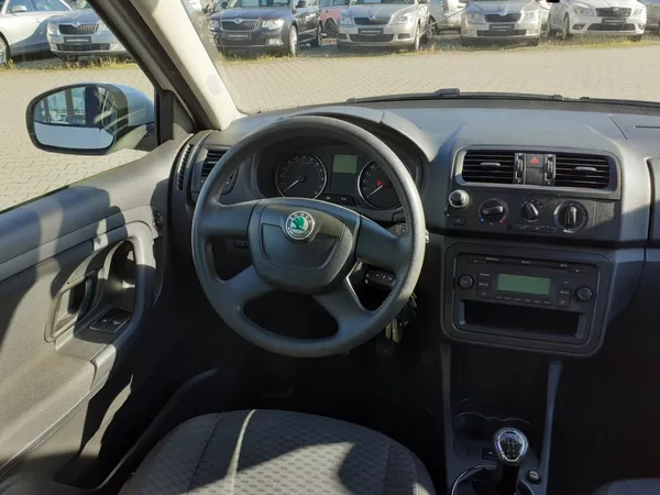 Škoda Fabia KOMBI 1.6 TDI - foto 8
