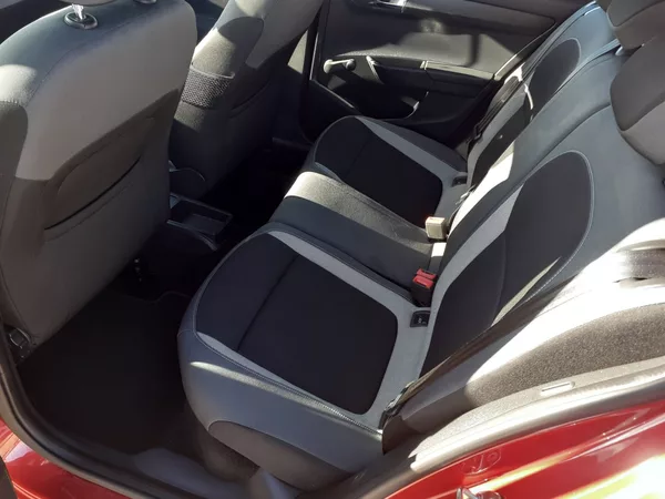 Škoda Fabia 1.2 TSI 81 Kw AMBIENTE - foto 16