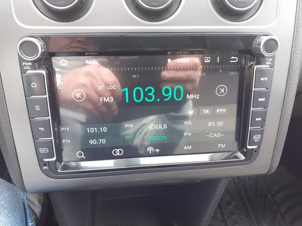 Volkswagen Touran Cross 2.0 TDi - foto 13