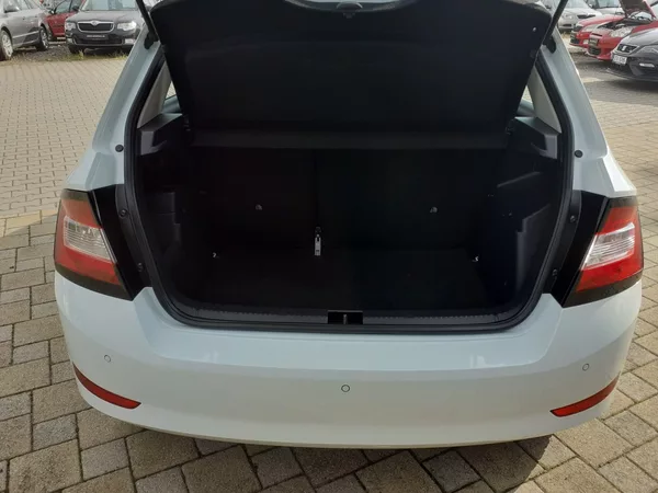 Škoda Fabia 1.0 MPI 55 Kw - foto 17