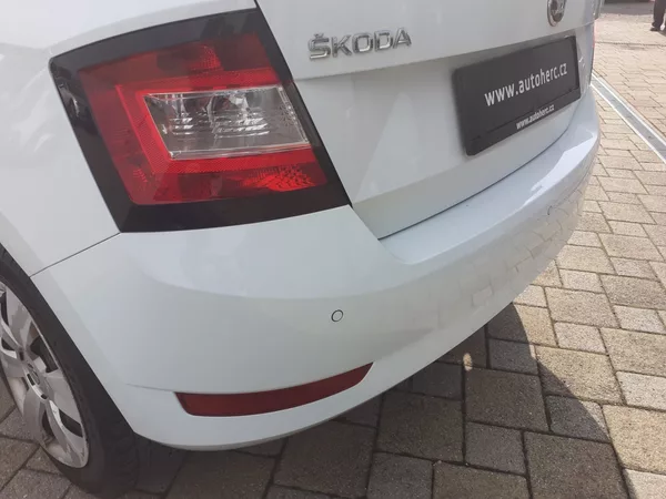 Škoda Fabia 1.0 MPI 55 Kw - foto 24