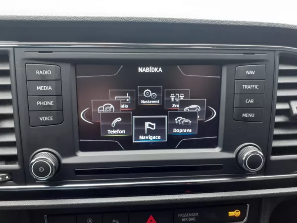 Seat Leon KOMBI 1.4 TSI AUTOMAT - foto 14