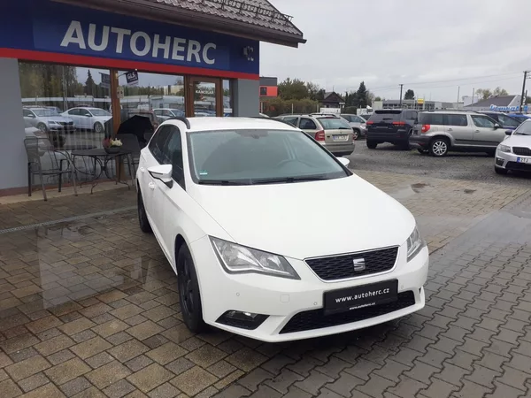 Seat Leon KOMBI 1.4 TSI AUTOMAT - foto 2