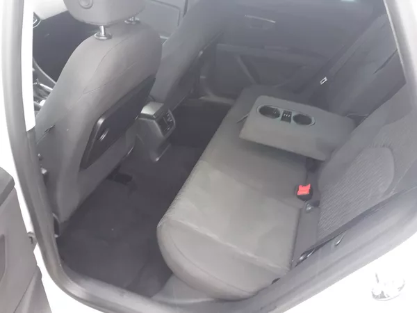 Seat Leon KOMBI 1.4 TSI AUTOMAT - foto 21