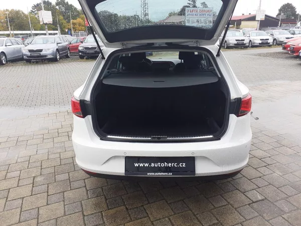 Seat Leon KOMBI 1.4 TSI AUTOMAT - foto 22